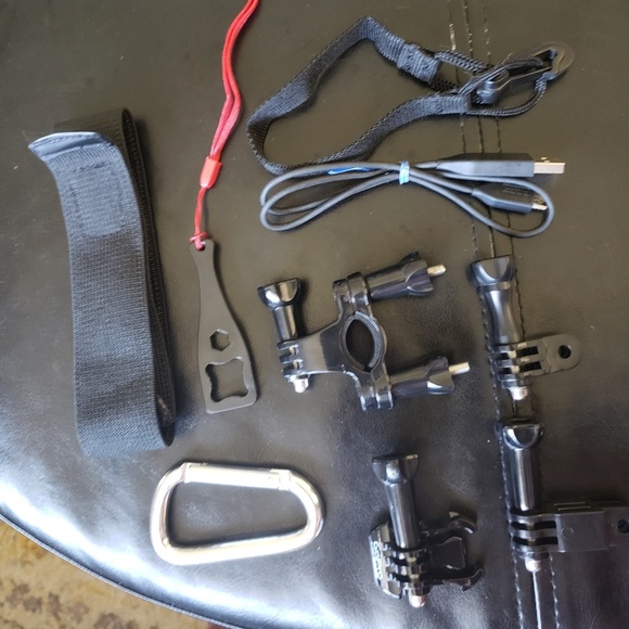 GoPro Hero+ - Picture 2 of 4